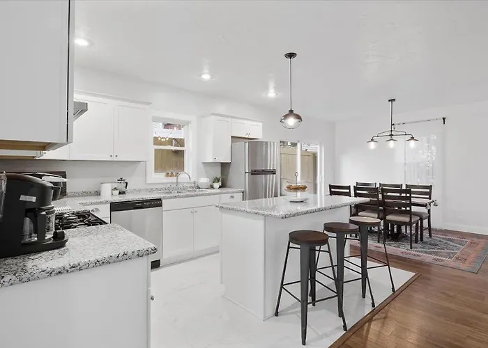 Сasa de vacaciones Mins To Stadiums, Fully Fenced Yard, Fire Pit Pittsburgh